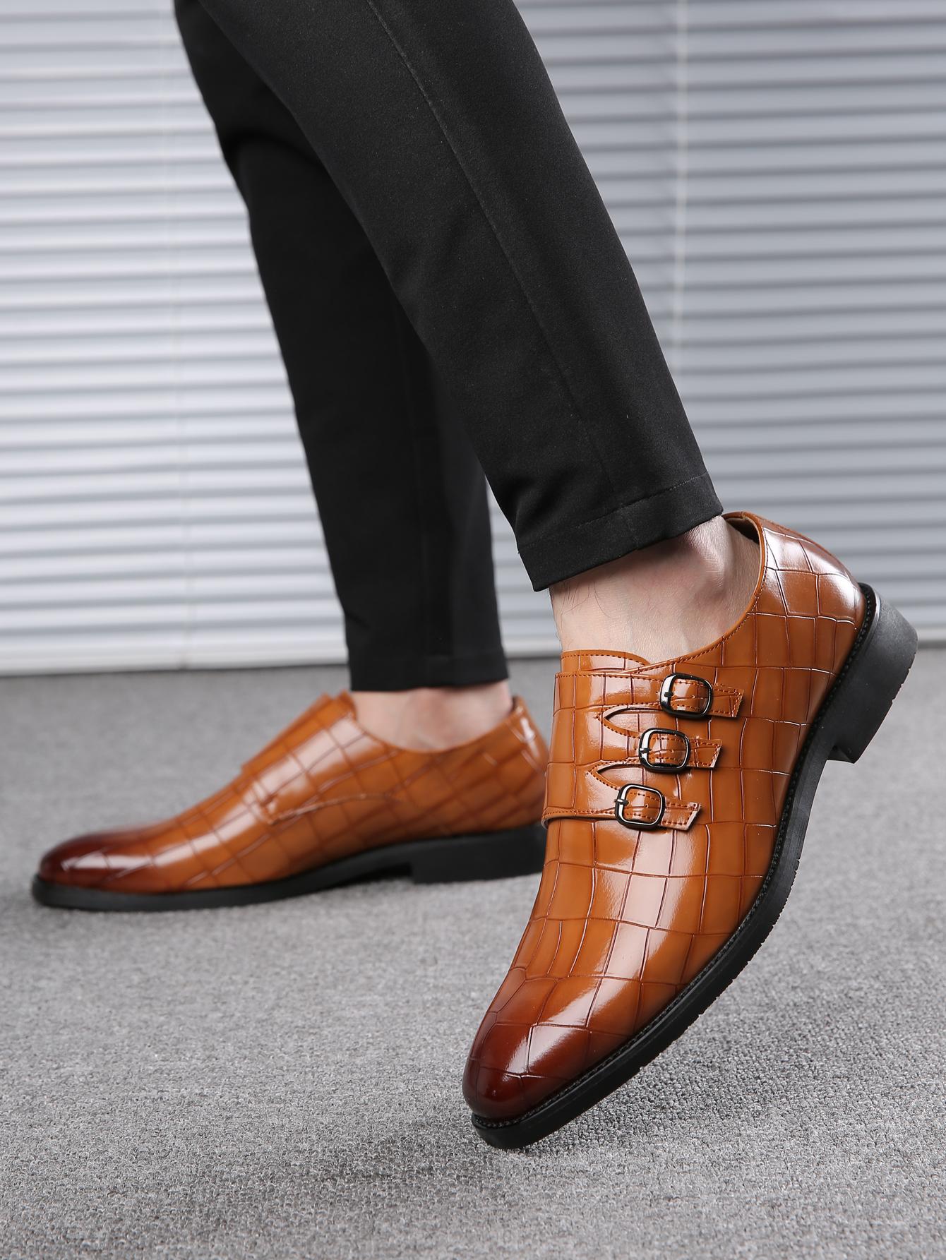 A Pair Of Business Fashion Trendy Casual Men's Formal Shoes And Leather Shoes