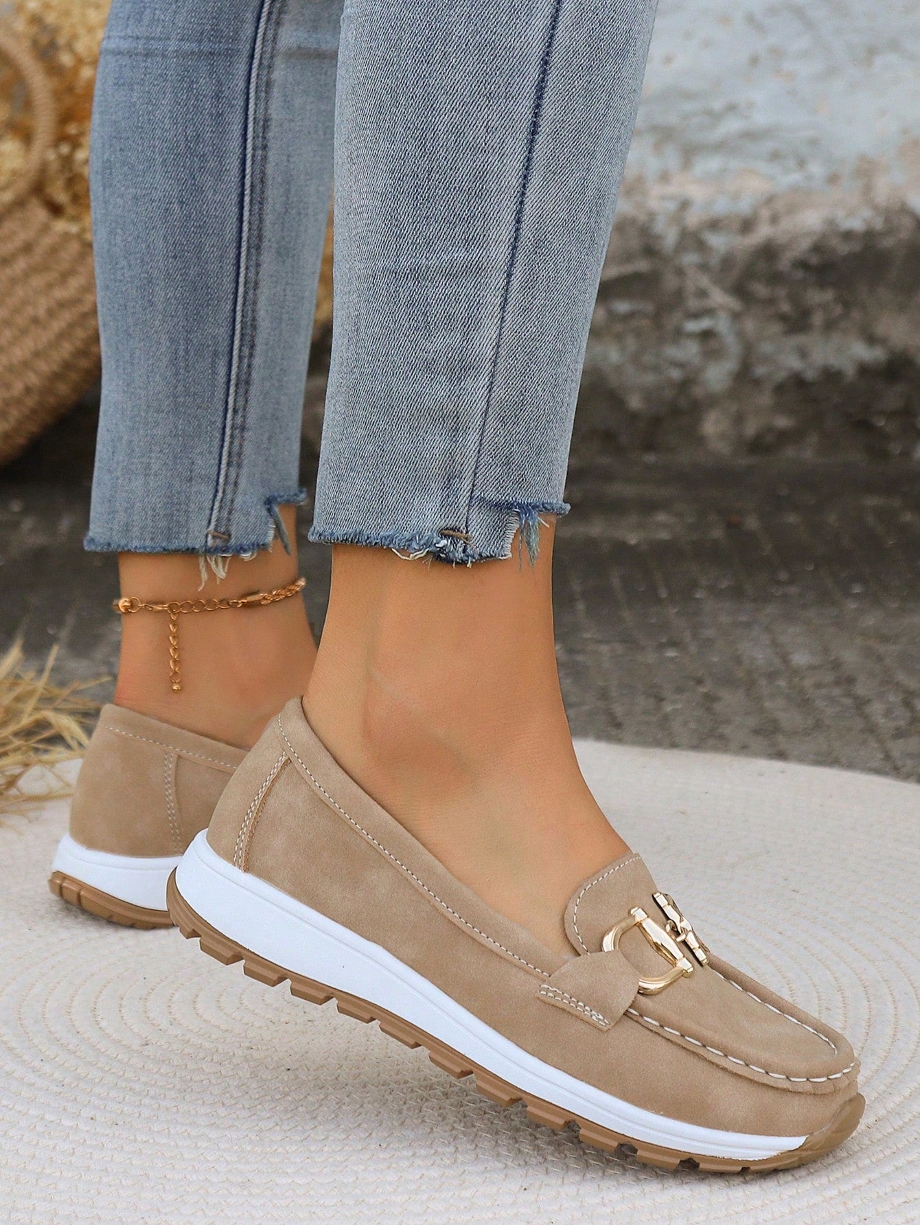 2024 Spring/Summer Hollow New Loafers Middle Aged & Older Women Shoes Soft Bottom Wedge Breathable Sandals