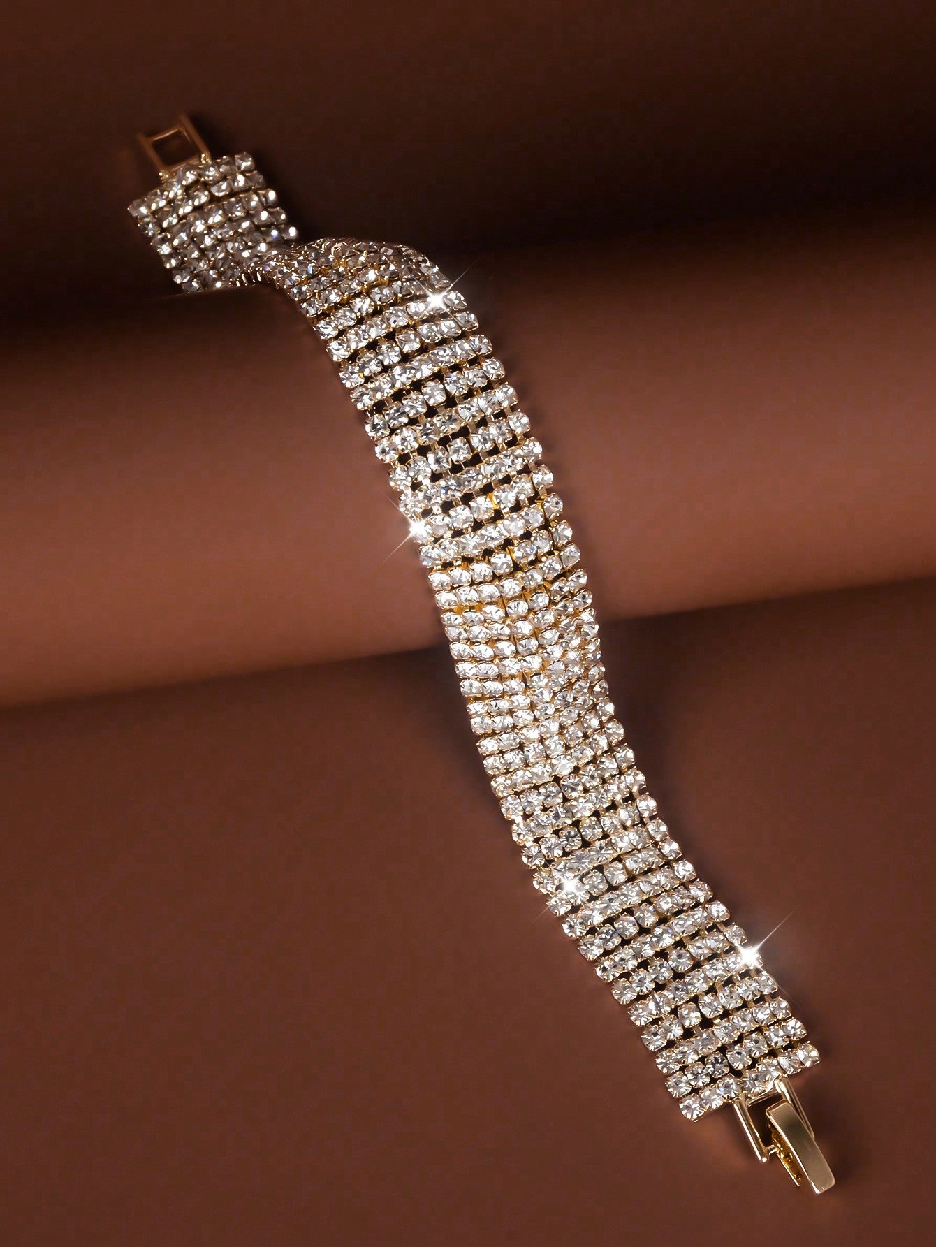 1pc Fashion Wide Water Diamond Bracelet For Women, Suitable For Daily Parties Or Wedding Jewelry