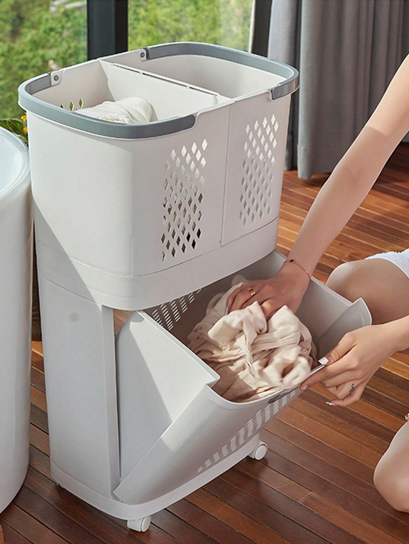 1pc Luxury Laundry Basket With Wheels, 360° Rotatable, Large Capacity Dirty Clothes Storage Hamper For Bathroom, Laundry Room, Suitable For Bathroom, Laundry Room, Toilet